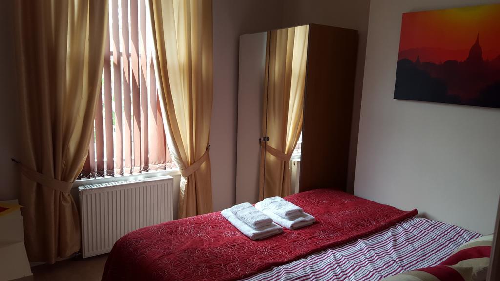 Hammersmith Apartment Брентфорд Номер фото